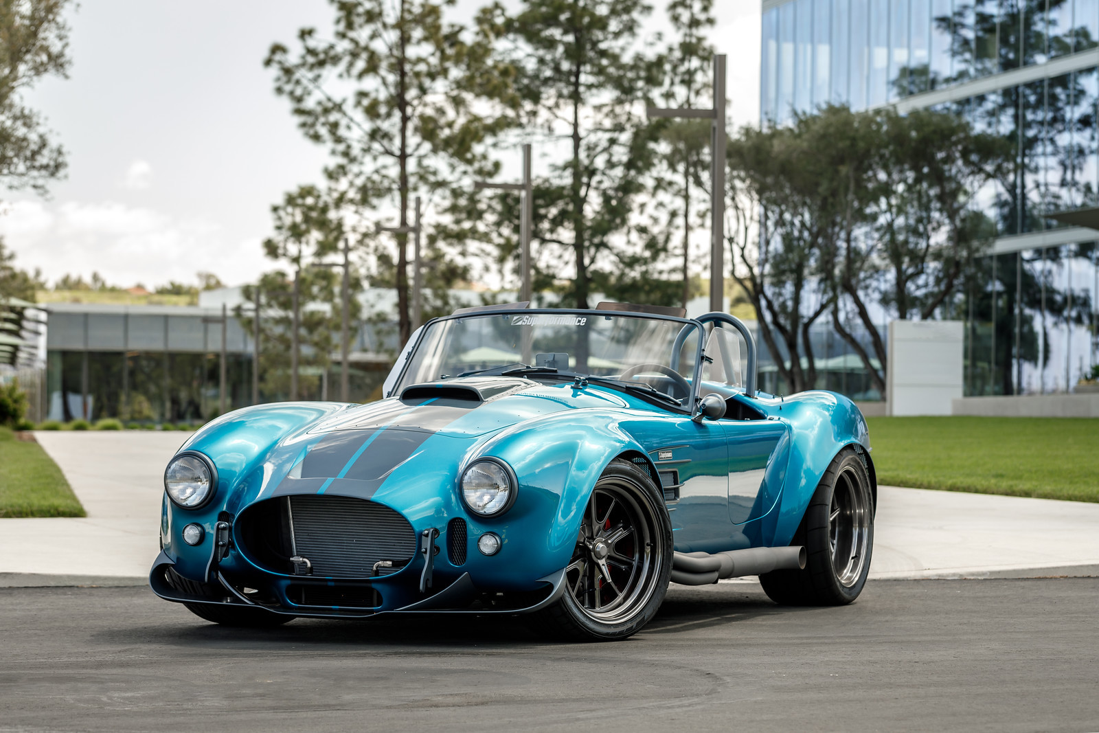 Superformance Unveils Contemporary MKIII-R Cobra | Rare Car Network