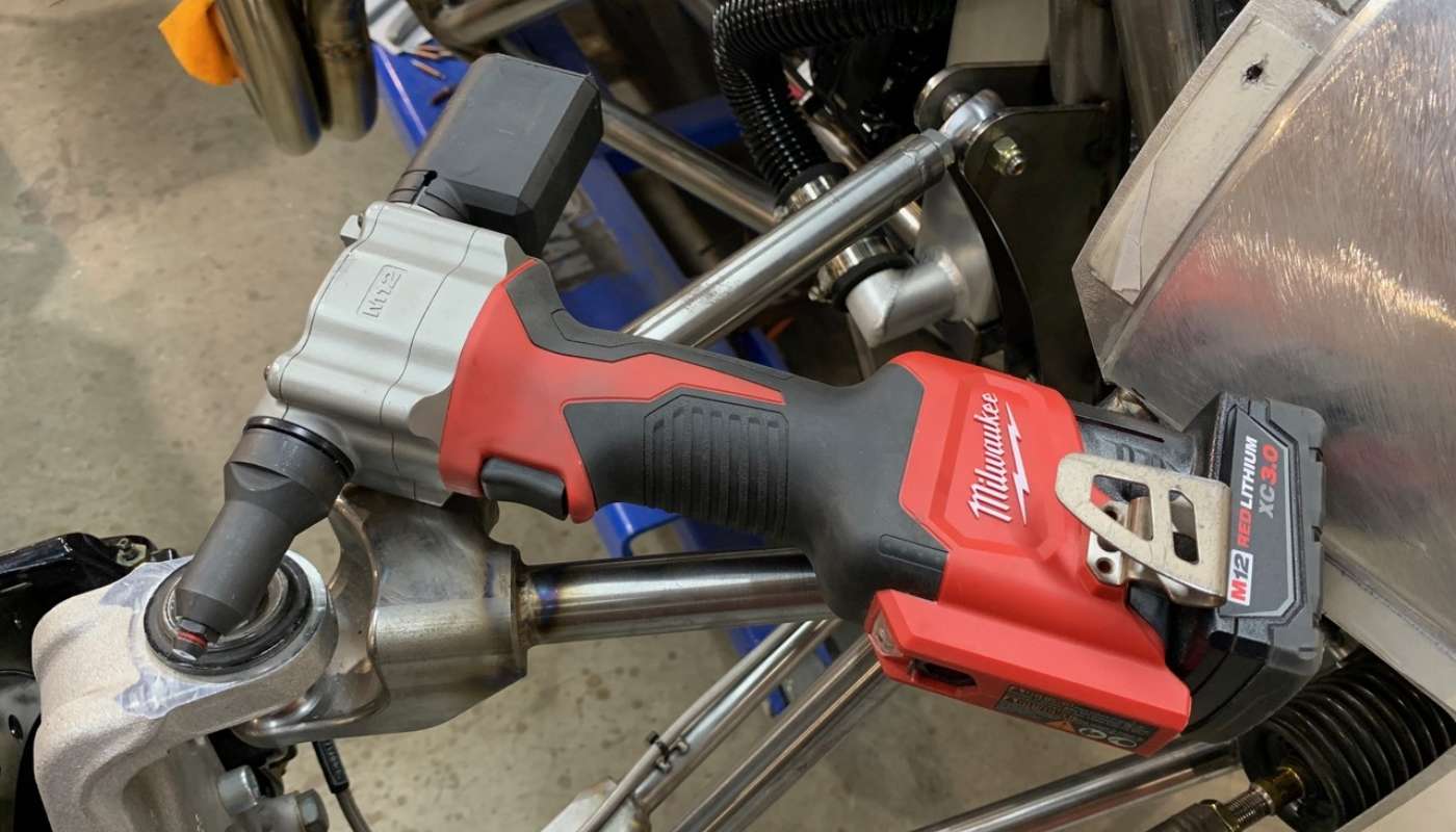 m12 rivet tool
